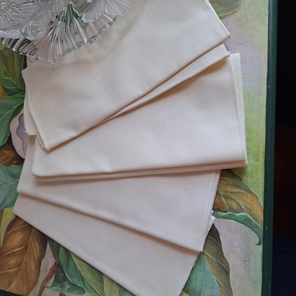 Elegant White Cloth Napkins